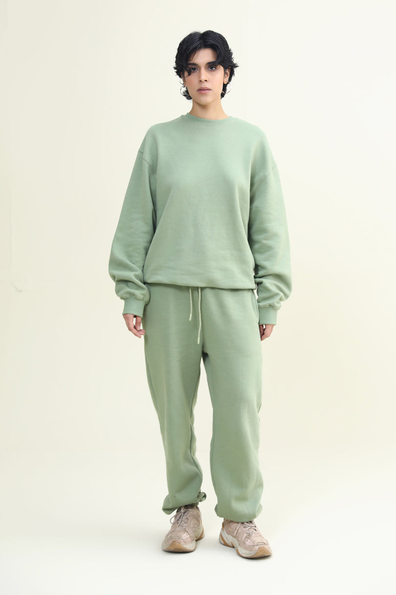 OVERSIZED SWEATSHIRT