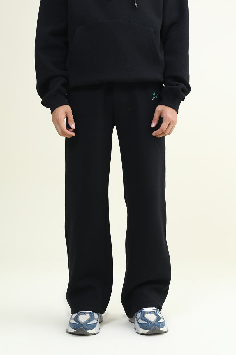 BAGGY LOOSE FIT TROUSER
