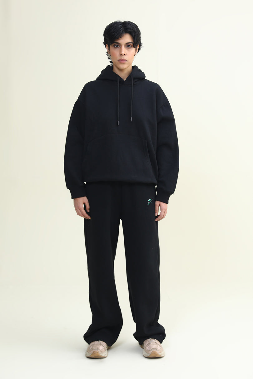 OVERSIZED HOODIE