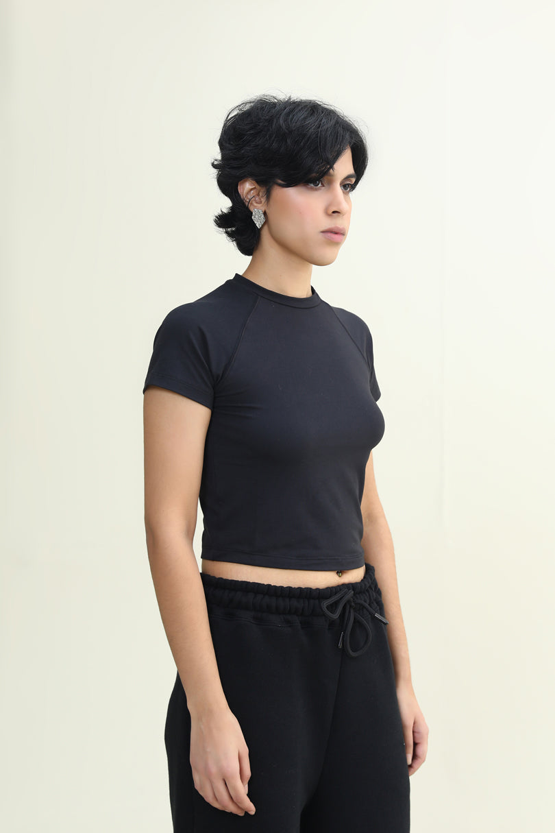 RAGLAN SLEEVE TEE