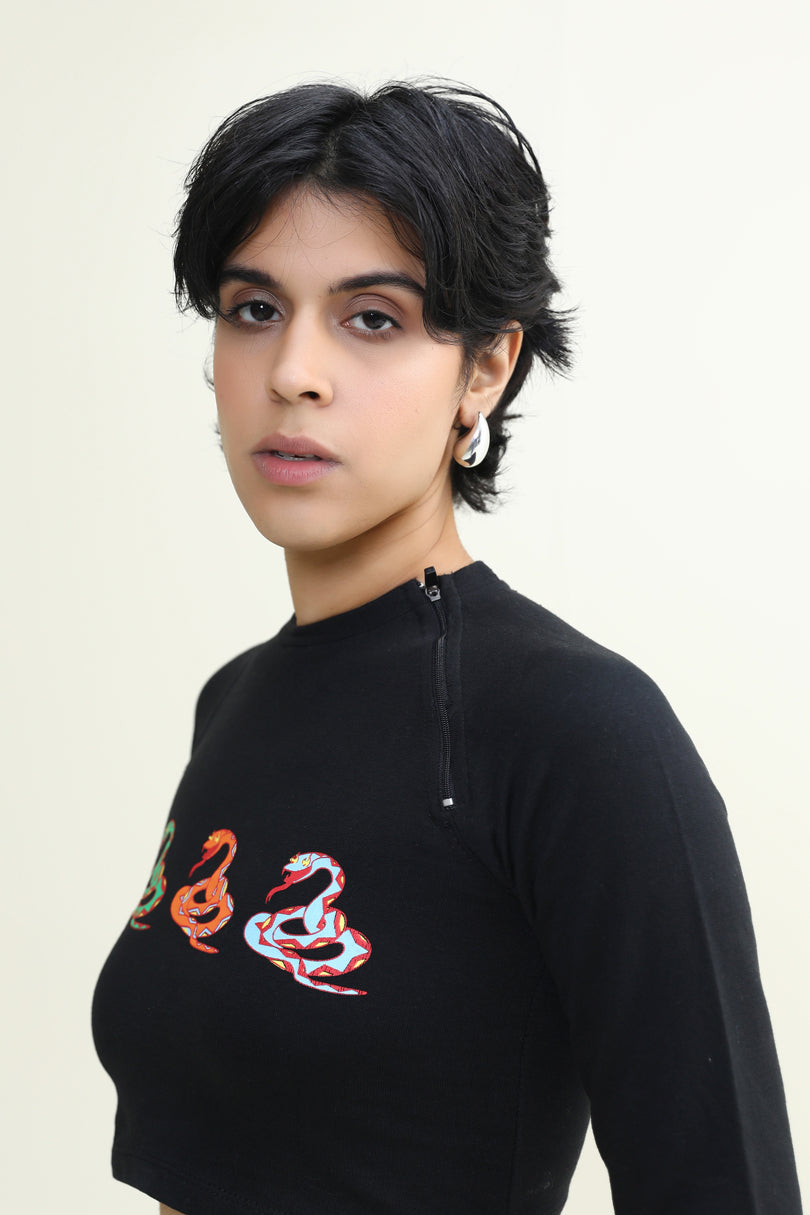SNAKE RAGLAN TOP