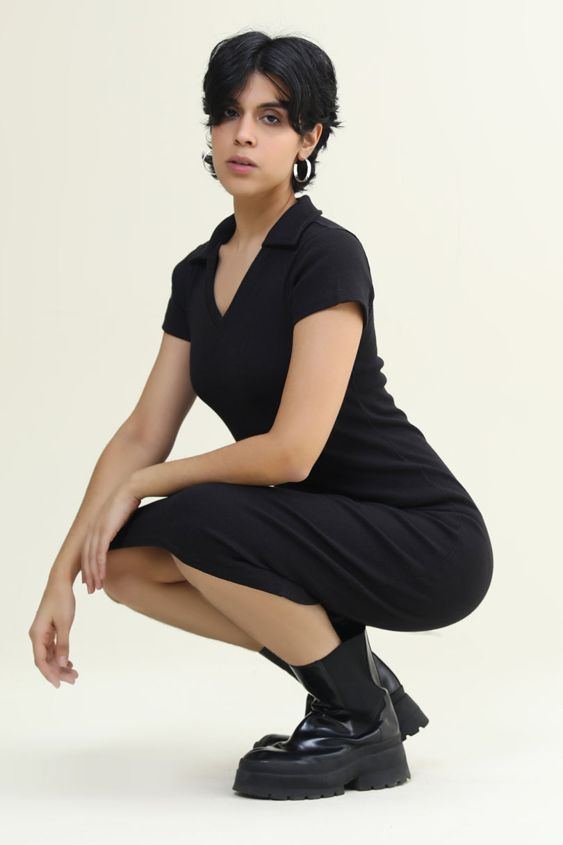 RIBBED V NECK DRESS
