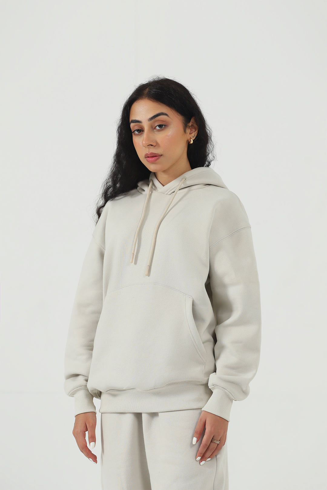 BASIC OVERSIZED HOODIE
