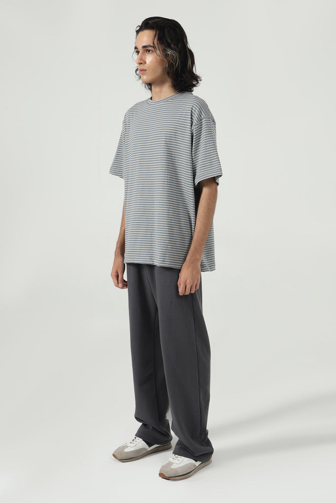 OVERSIZED STRIPPED T-SHIRT