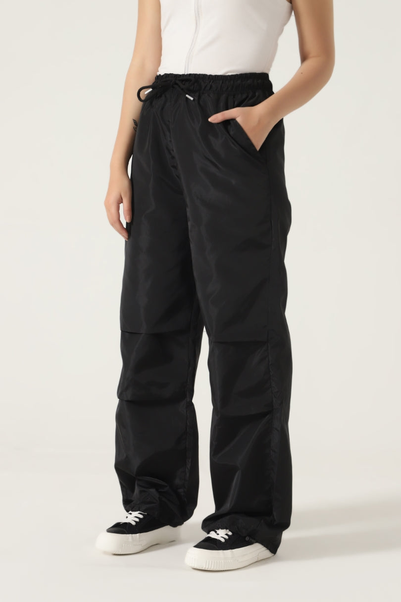 PARACHUTE PANTS