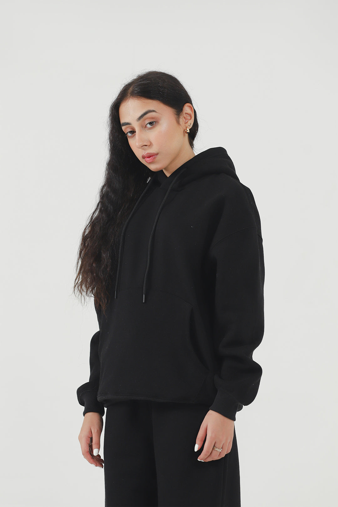 BASIC OVERSIZED HOODIE