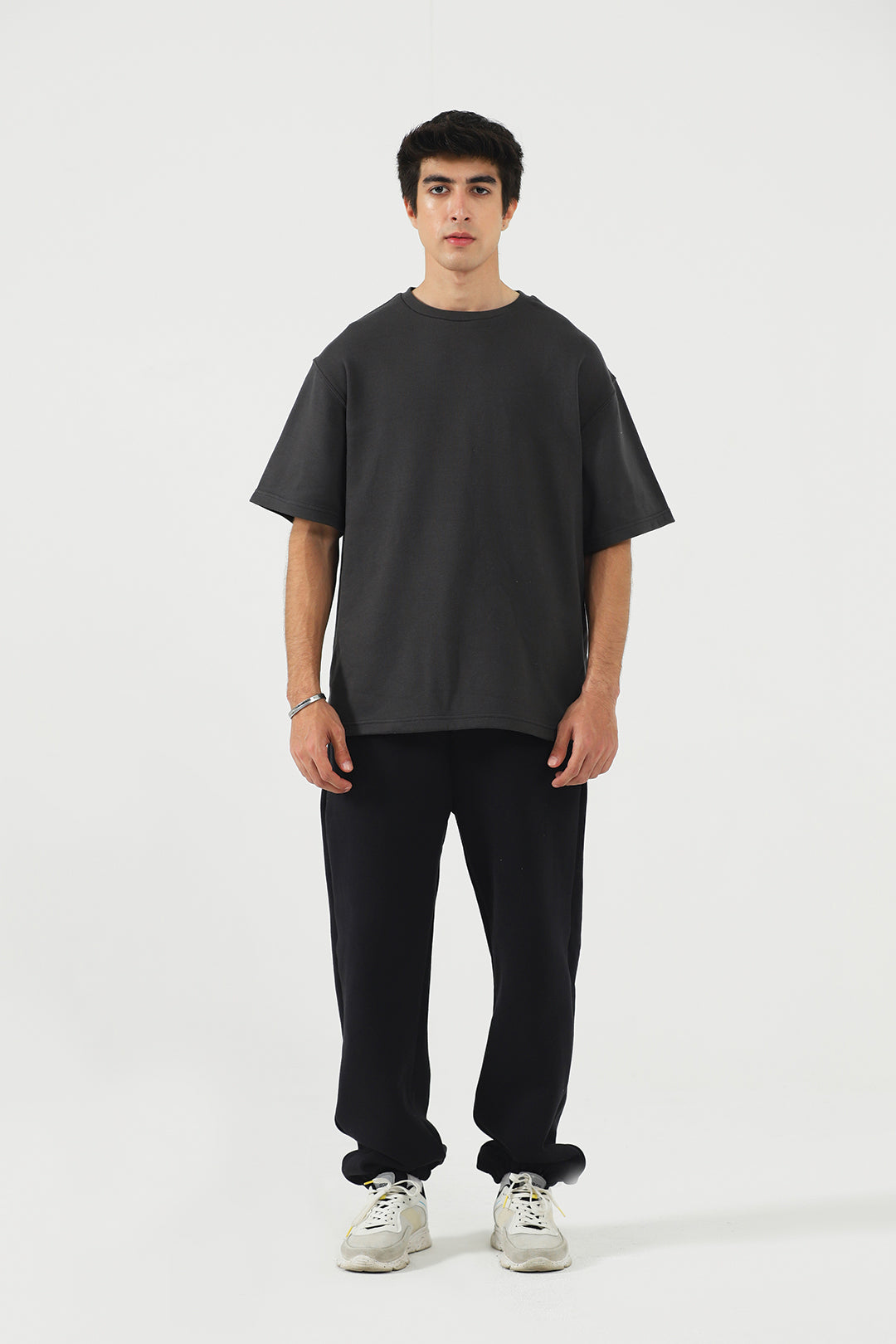 CREW NECK T-SHIRT