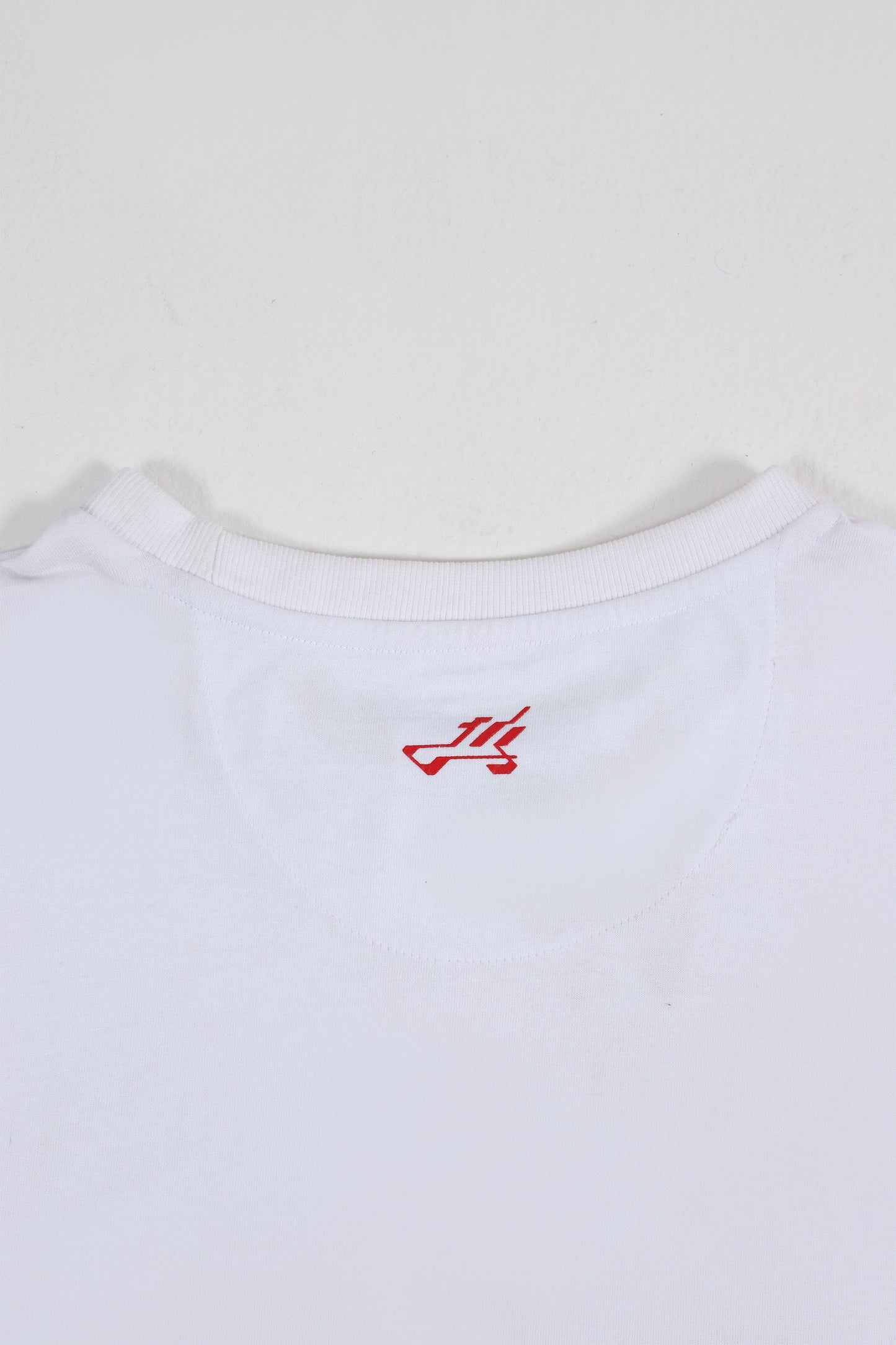 WHITE FIRE PILLAR CREW NECK
